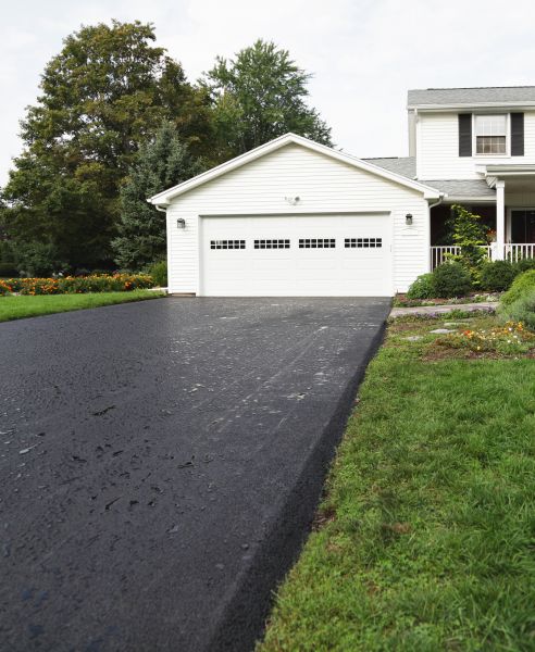 Blacktop Driveway Paving in Decatur